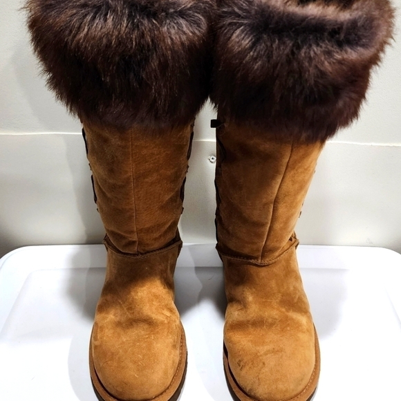 Ugg Australia Rosana Chestnut Boots Size 8 - Picture 1 of 9